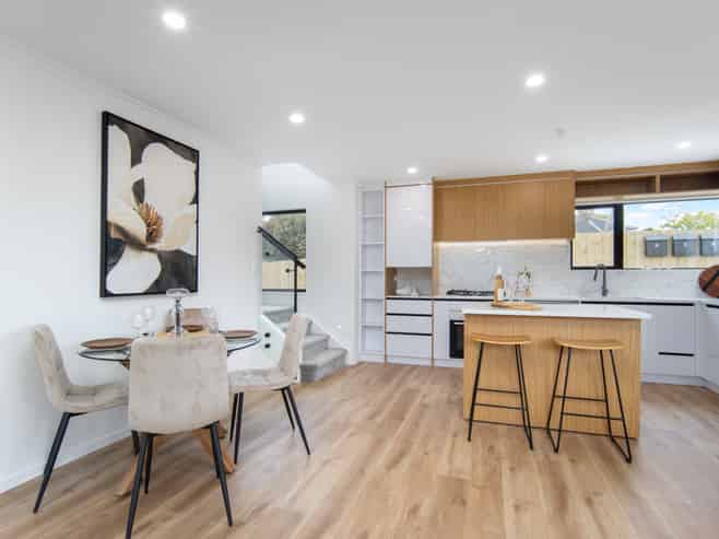 70 Golf Road, New Lynn