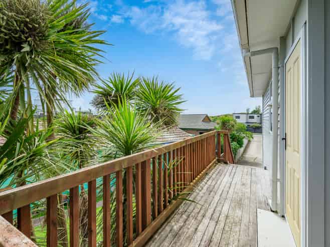 4 Eatwell Avenue, Paraparaumu Beach