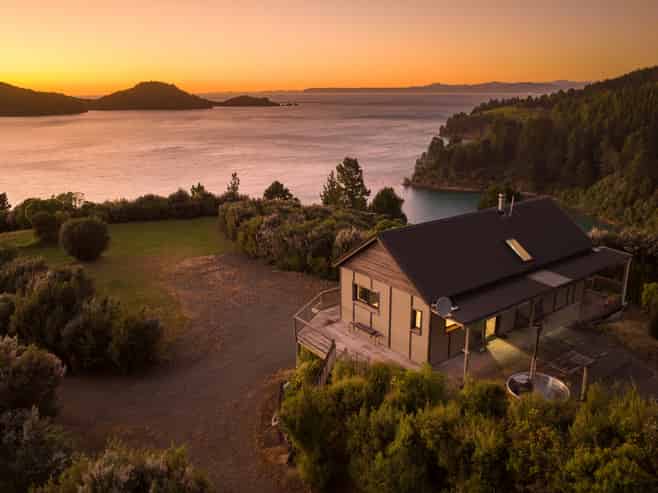 1786 Port Underwood Road, Port Underwood