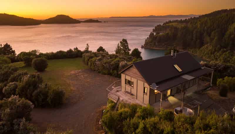 1786 Port Underwood Road, Port Underwood