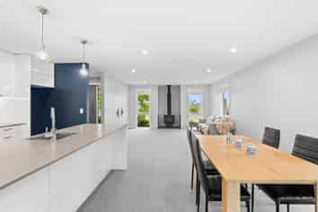 14 Inaka Street, Lincoln