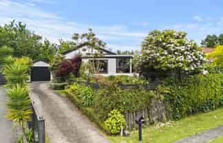 6 Honnor Place, Hurdon