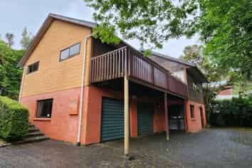 1/4A Spencer Place, Merrilands