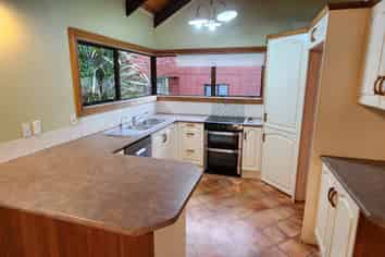 1/4A Spencer Place, Merrilands