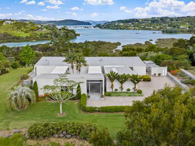 209 Sharp Road, Matakana