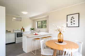 1/23 Bould Street, Johnsonville