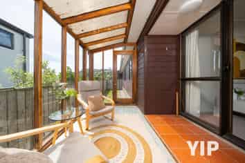 1/23 Bould Street, Johnsonville