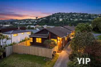 1/23 Bould Street, Johnsonville