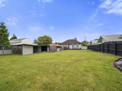 38 Manuka Crescent, Hillcrest