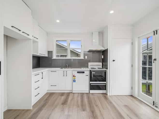 38 Manuka Crescent, Hillcrest