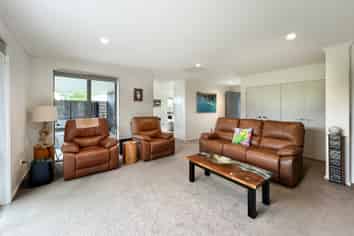 18 Digby Place, Waipu