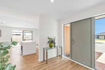 5 Southdown Place, KIRWEE