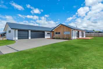 5 Southdown Place, KIRWEE