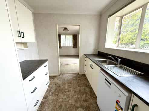 64 Maitland Street, Strathern