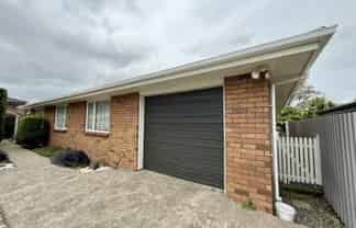 64 Maitland Street, Strathern