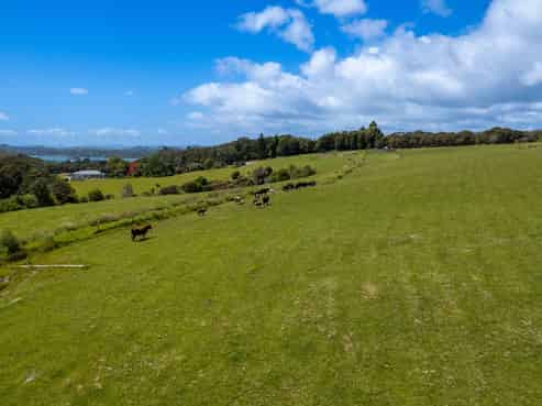 111 Magnolia Tree Way, Kerikeri