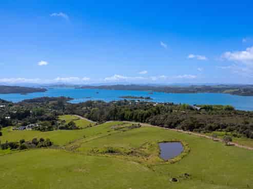 111 Magnolia Tree Way, Kerikeri