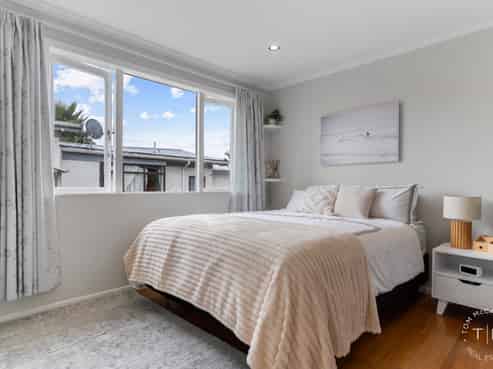 15 McInnes Road, Weymouth