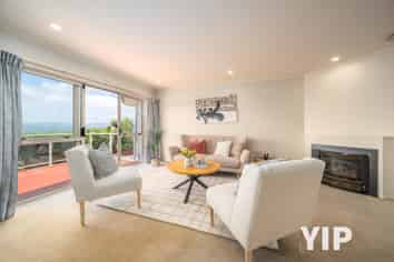 45 Tamworth Crescent, Newlands