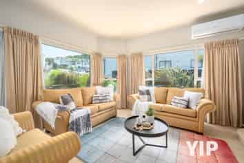 45 Tamworth Crescent, Newlands