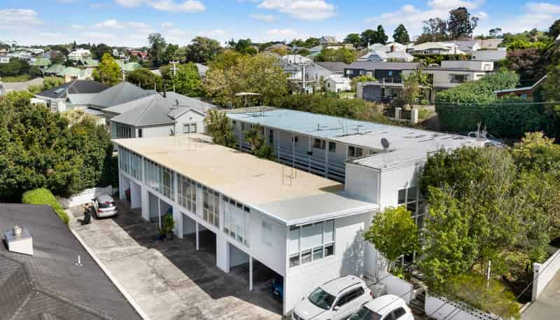 67 St Vincent Avenue , Remuera