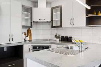 4/292 Halswell Road, Halswell