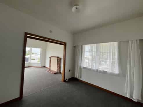 508 Devon Street East, Strandon