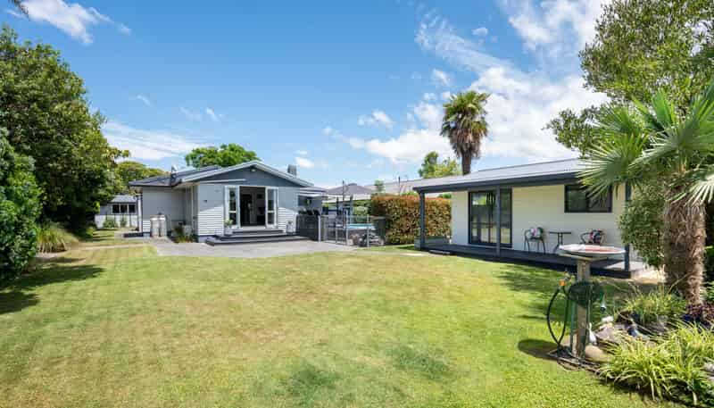 12A Osier Road, Greenmeadows