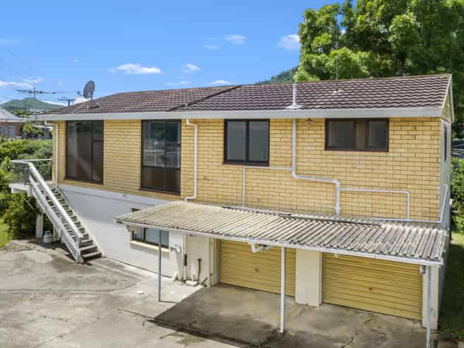 60 Waikawa Road, Picton