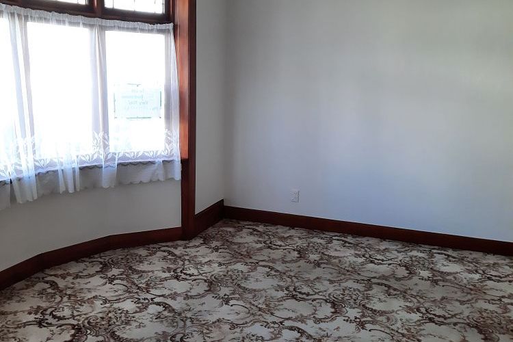 Tidy 3-5 Bedroom home at a great location - Vista 6