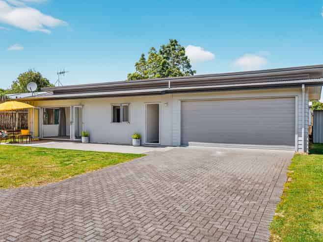 2/18 Frederick Street, Two Mile Bay