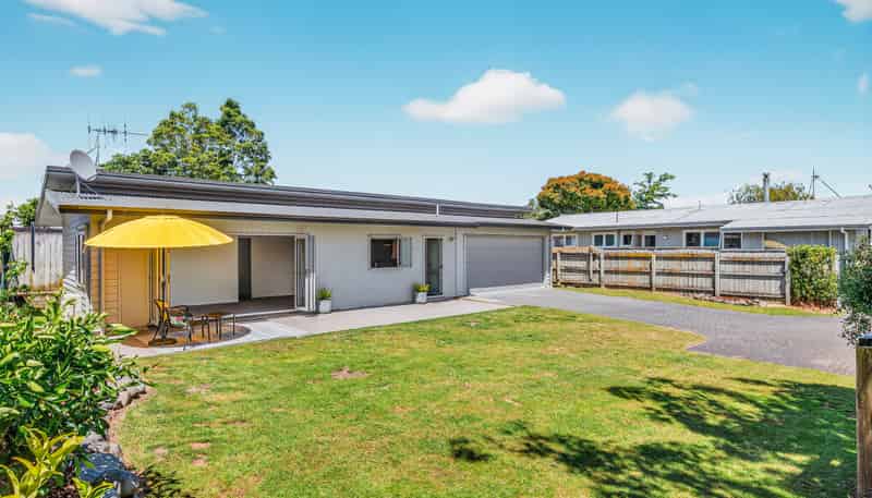 2/18 Frederick Street, Two Mile Bay