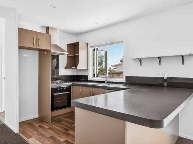 2/18 Frederick Street, Two Mile Bay