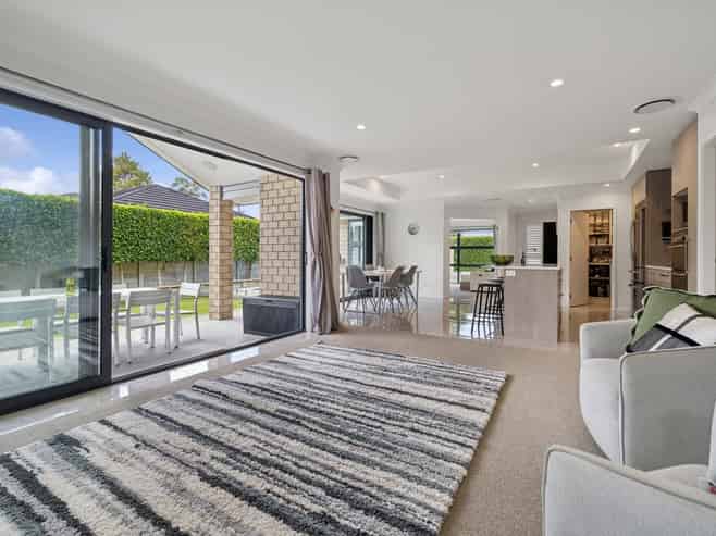 13 Munford Lane, Riverhead