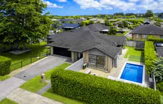 13 Munford Lane, Riverhead