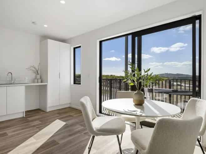 14A Karamu Road, Flat Bush