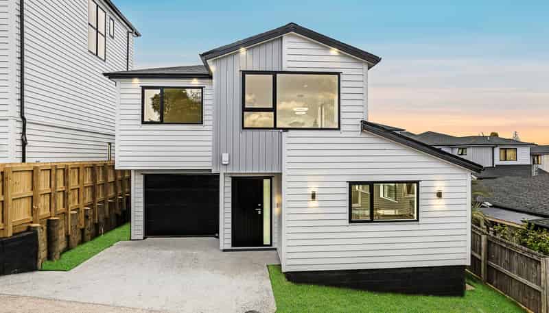 25B Dreadon Road, Manurewa