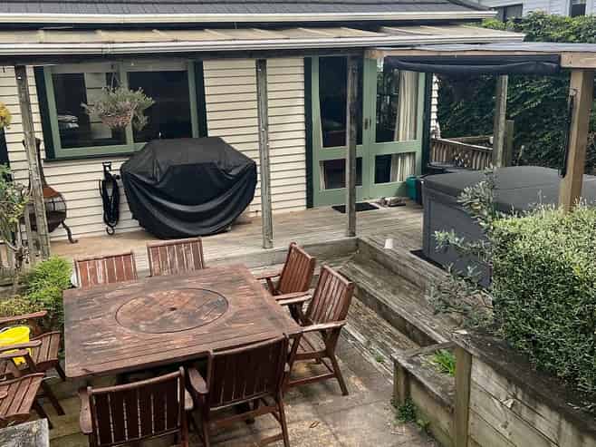 20 Ranui Terrace, Tawa