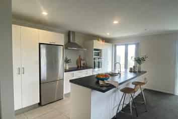 8 Quail Court, Pyes Pa