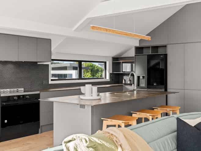 56b Marine Parade, Mount Maunganui