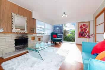 9 Roys Road, Weymouth