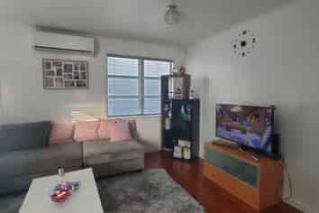 321A Richardson Road, Mount Albert