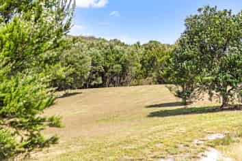 129 Stratford Drive, Cable Bay