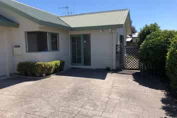 2/68A Guppy Road, Greenmeadows