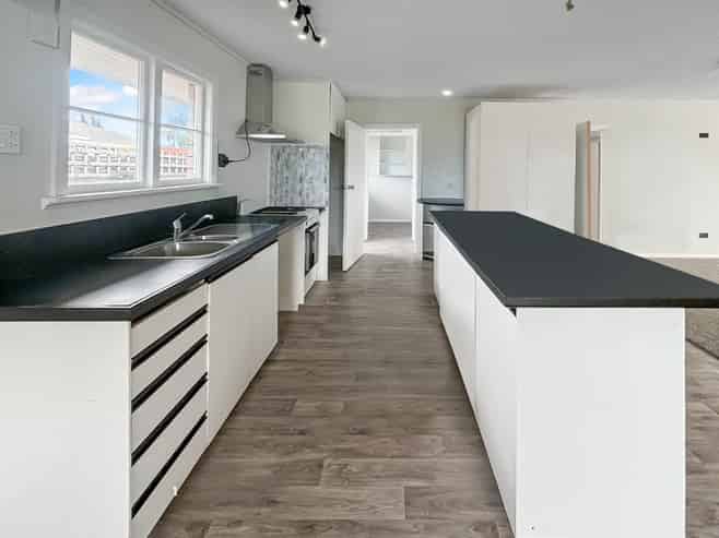 22 Vancouver Crescent, Wainoni