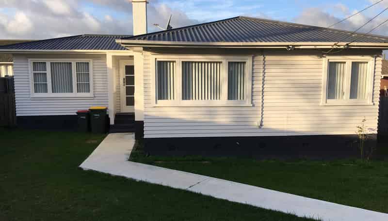 13 Christmas Road, Manurewa