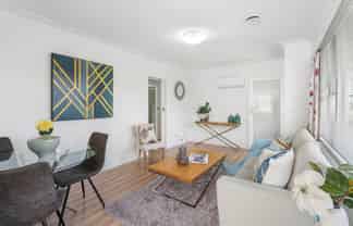 1/19 Hayr Road, Three Kings