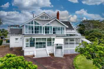 Prime Parnell Hospitality Venue - 495sqm