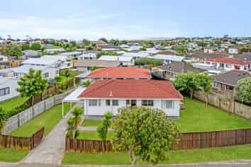 1/24 Kennington Dr, Clendon Park