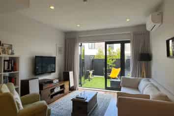 28/666b Great South Road, Ellerslie